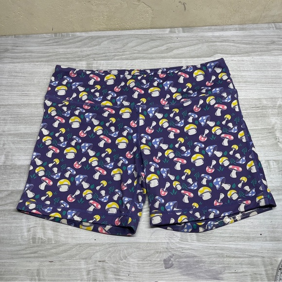 I Am Becoming IMB No Ride Workout 5” Inseam Shorts Purple Mushroom Women’s M(8) - Picture 2 of 12